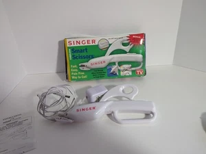 Singer Smart Scissors With Instructions & Adapter. Does NOT Have extra Blades - Picture 1 of 2