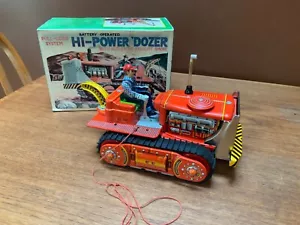 T.N NOMURA SHOWA JAPAN HI-POWER DOZER BULLDOZER Tin Toy WORKING - Picture 1 of 6