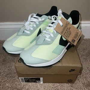 Nike Air Max Pre-Day Light Liquid Lime Uomo Taglia 10.5 Nuove con scatola DD0338-300 Nuove con scatola - Foto 1 di 9
