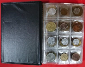 A collection of different types of coins in a red folder of 120 pieces - Picture 1 of 12
