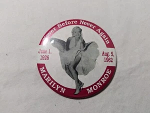 1962 MARILYN MONROE "NEVER BEFORE NEVER AGAIN" ORIGINAL BUTTON PIN - Picture 1 of 2