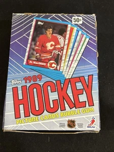 1989-90 Topps Hockey Wax Box 36 Packs Leetch Sakic RC Rookie Wayne Gretzky *1 - Picture 1 of 9