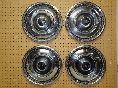 Buick Riviera 1967 67 tapacubos llanta cubierta de rueda tapacubos 15" juego usado 1005 juego 4 Foto 1 de 4