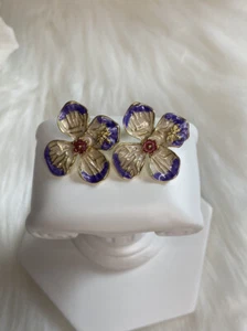 Flower Enamel Earrings Dogwood Studs Purple White Gold Tone New - Picture 1 of 2