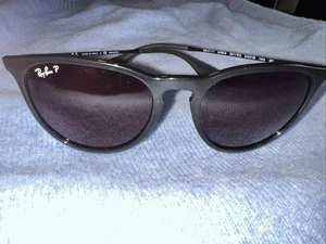 Polarisierte Ray-Ban Sonnenbrille ERIKA RB 4171 601/5Q schwarzes Gestell lila Gläser - Bild 1 von 5