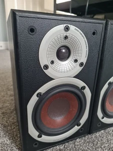 Dali Spektor 1 Bookshelf Speakers Black Pair (2x speakers) - Rarely Used - Picture 1 of 5