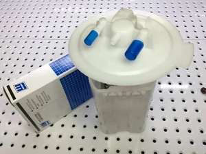 WALBRO GSS352 350LPH FUEL PUMP ASSEMBLY FORD FPV FALCON FG2 FGX XR6-TURBO, XR8  - Picture 1 of 6
