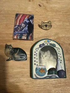 Vintage Cats Themed Refrigerator Magnets LOT - Picture 1 of 9