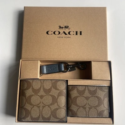 Coach Mens Signature Leather Wallet + Key Chain 3 piece Gift Box Set New Box🎁🎁 - Image 1 of 4