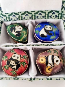 Vintage 4er Set Cloisonne Klappboxen mit verschiedenen Pandas kommt verpackt - Bild 1 von 6
