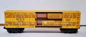 Postwar Lionel #63561 O-Gauge New York Central NYC 63561 Bi Level Stock Car Nice - Picture 1 of 14