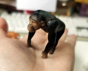 Takara Tomy Tomica Animal Adventure Chimpanzee Mini Action Figure Loose New - Picture 1 of 3