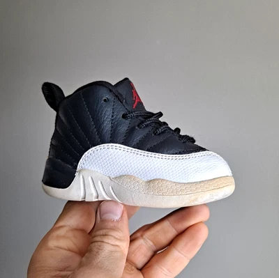 Air Jordan 12 Retro "Playoffs" Zapatos para niños pequeños TALLAS DESAJUSTADAS 4c/5c Negro Rojo 2012 Foto 1 de 4