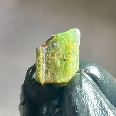 21Ct Natural Raw Emerald Earth Mined Rough From Zambian Healing Loose Gemstone - Image 1 of 4
