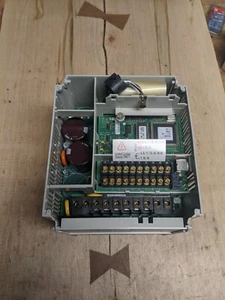 Allen-Bradley 1305-BA03A Velocidad Variable AC Frecuencia Motor Drive - Imagen 1 de 4