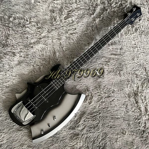 Bajo eléctrico Gene Simmons - Forma de hacha, 4 cuerdas negro, construcción de tilo/arce - Imagen 1 de 10