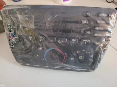 Audio Equipment Radio AM-FM-CD 2001 2002 2003 MERCURY  SABLE  FORD TAURUS  - Image 1 of 4