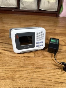 Vintage Sony SPLASH FDL-KB300 Waterproof LCD TV - Picture 1 of 7
