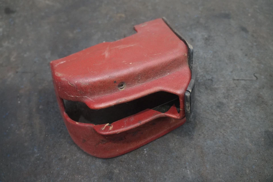 Cubierta de manija de freno de estacionamiento de emergencia panel de ajuste 60694700 Ferrari Mondial 1982 Foto 1 de 3