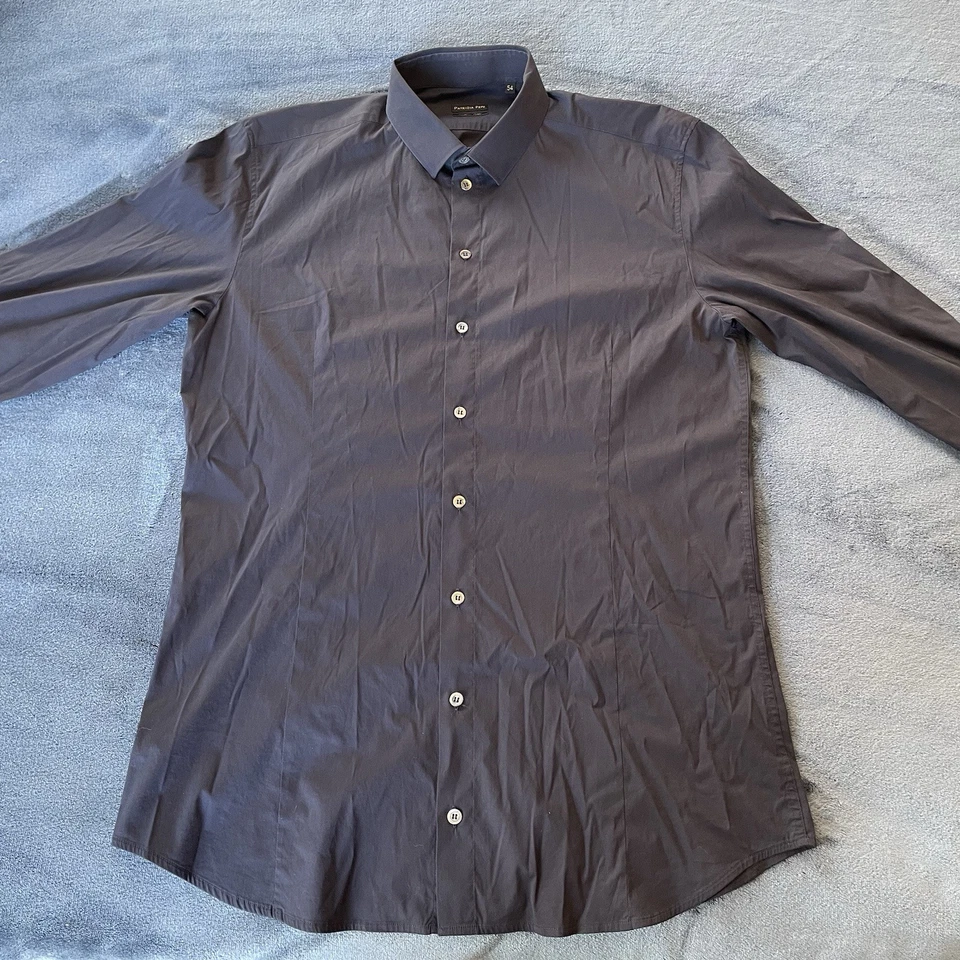 Camisa de vestir negra calce ajustado con botones manga larga Patrizia Pepe para hombre 54 Foto 1 de 4