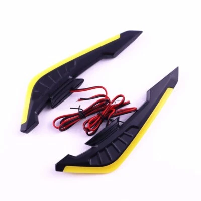 Alerón deflector de aire alerón lateral alerón delantero moto con luz LED Foto 1 de 4