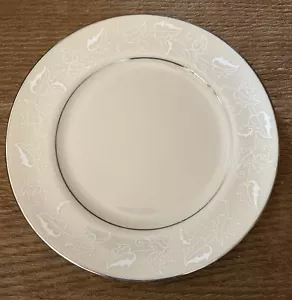 Triomphe Fine Ivory China Porcelain USA LEAF LACE 6-1/4" Bread Plate - Picture 1 of 2