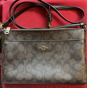 Coach Signature Crossbody Pop-up Pouch Bag Black Gray #F58316 New GUC - Picture 1 of 6
