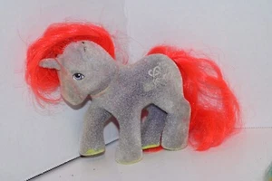 Vintage My Little Pony 1986 G1 So Soft Pretzel Twist Unicorn Flocked Fuzzy Purple - Bild 1 von 3