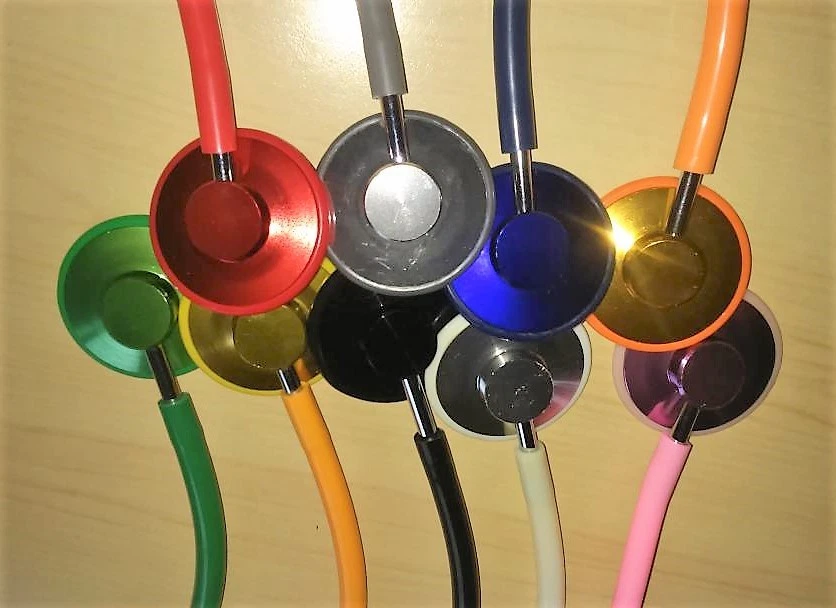 Stethoskop Stetoskop Stethoscope viele Modelle und Farben für Erwachsene Kinder  - Bild 1 von 3