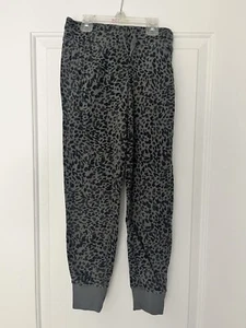 Girls Old Navy Gray Leopard Joggers Sweatpants M 8 - Picture 1 of 2