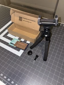 Aureday Hand Held Tripod - Picture 1 of 5