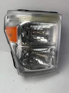 Faro lateral derecho Ford F250/F350 2011-2016 OEM MANO HALÓGENA | DIESTRO - Imagen 1 de 9