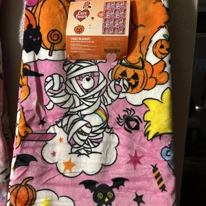 CARE BEARS HALLOWEEN BLANKET 60โ X 90โ Twin Soft Blanket Hard To Find ๐ - Picture 1 of 3