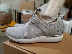 Nueva Zapatilla Mujer Skecher C3 Talla 9 Plateada. Sin caja - Imagen 1 de 3