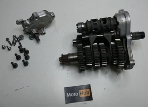 04-05 CBR1000 TRANSMISSION ASSEMBLY GEARS SHAFT SPLINE BOLTS - Picture 1 of 9