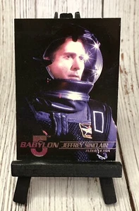 1995 Fleer Ultra Babylon 5 Jeffrey Sinclair #30 - Picture 1 of 2