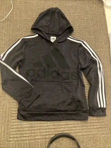 Adidas Hoodie grau schwarz Logo weiß Streifen Ärmel feuchtigkeitsableitend Jungen M 10/12 * Loch - Bild 1 von 9