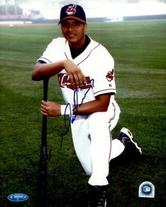 Victor Martinez Signed Photo 8x10 Autographed Braves TriStar - Picture 1 of 2