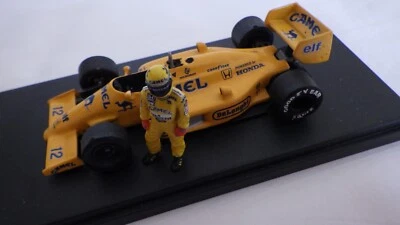 Lotus 99T 1987 Ayrton Senna Monaco GP Tameo con figura de conductor defectuoso Foto 1 de 3