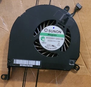 Genuine Apple MacBook Pro A1286 Left CPU Cooling Fan Q01030JYX410C - Picture 1 of 2