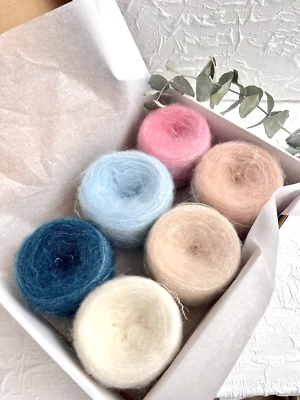 Kid Mohair Silk Yarn Lot Of 6 Cakes 300g - Image 1 of 4