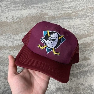 Vintage Anaheim Mighty Ducks NHL Hockey Snapback Mesh Trucker Cap Mütze Burgundy - Bild 1 von 6