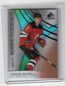 2019-20 SP Game Used Authentic Rookies Orange Rainbow Colton White Devils /115 - Foto 1 di 2
