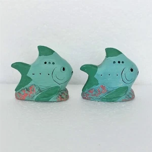 Vintage Salt & Pepper Shakers Blue Green Fish Ceramic Hand Made - Picture 1 of 7