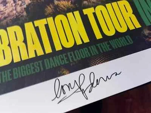 MADONNA OFFIZIELLE FEIER TOUR LIVE RIO PLATTE SIGNIERTE LITHOGRAPHIE LIMITIERT 2000 - Bild 1 von 3