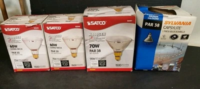 Lote de luzes de spot 2-PAR30, 2-PAR38 LUZES DE INUNDAÇÃO. 4 TOTAL - Imagem 1 de 3