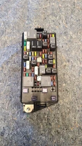 2008-2011 BUICK LUCERNE CADILLAC DTS REAR FUSE BOX UNDER SEAT OEM 13697145 - Picture 1 of 9
