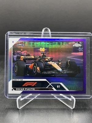 Topps 2023 cromo Fórmula 1 F1 Oscar Piastri radiocontrol novato púrpura 345/399 #113 Foto 1 de 2