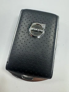 GENUINE VOLVO 4 BUTTON REMOTE SMART KEY FOB TESTED & WORKING HUF8423 ! - Picture 1 of 6