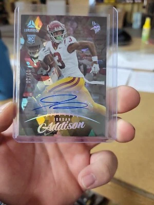 2023 PANINI LUMINANCE JORDAN ADDISON #107 ROOKIE AUTO 7/20 MINNESOTA VIKINGS RC - Image 1 of 3